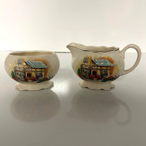 Lancaster Sandland Creamer & Sugar Bowl Set English Ware Cottage Gold Trim VTG - Picture 1 of 9